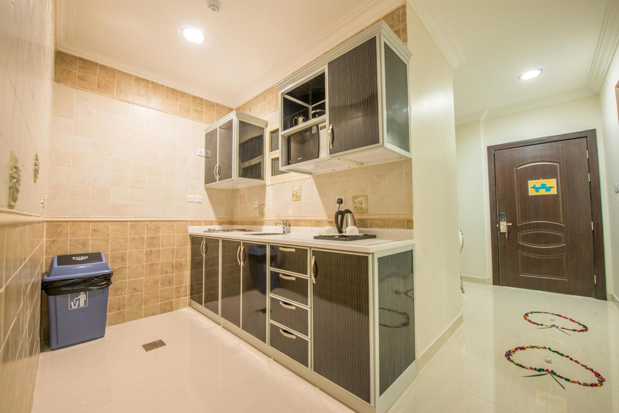 Maset Al Masem Serviced Apartments Al-Hofuf Bagian luar foto